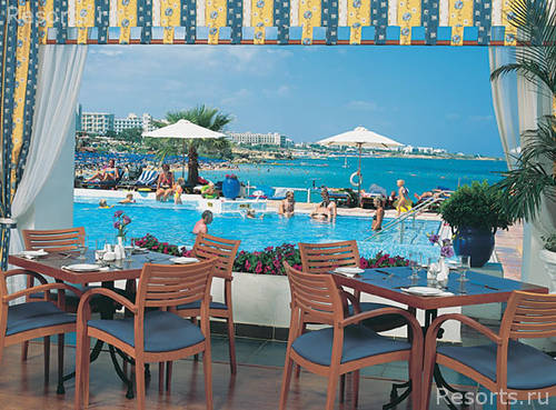 Louis Nausicaa Beach Hotel 9